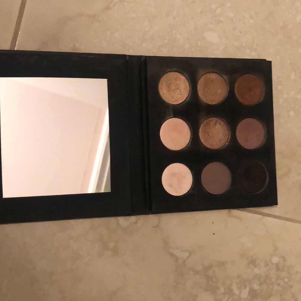Makeup forever artist palette